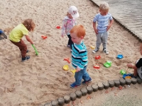 Poranna zabawa w parku_7